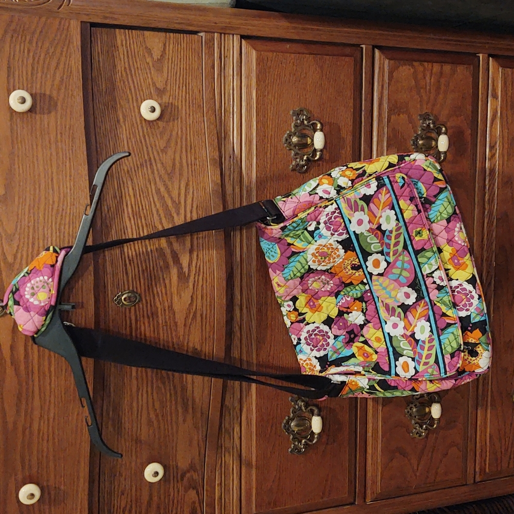 Vera Bradley messenger bag